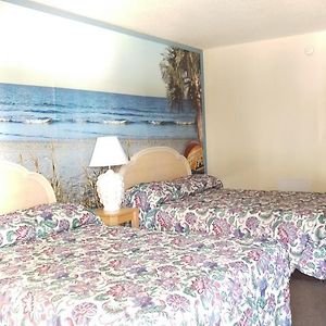 Deluxe Family Suite